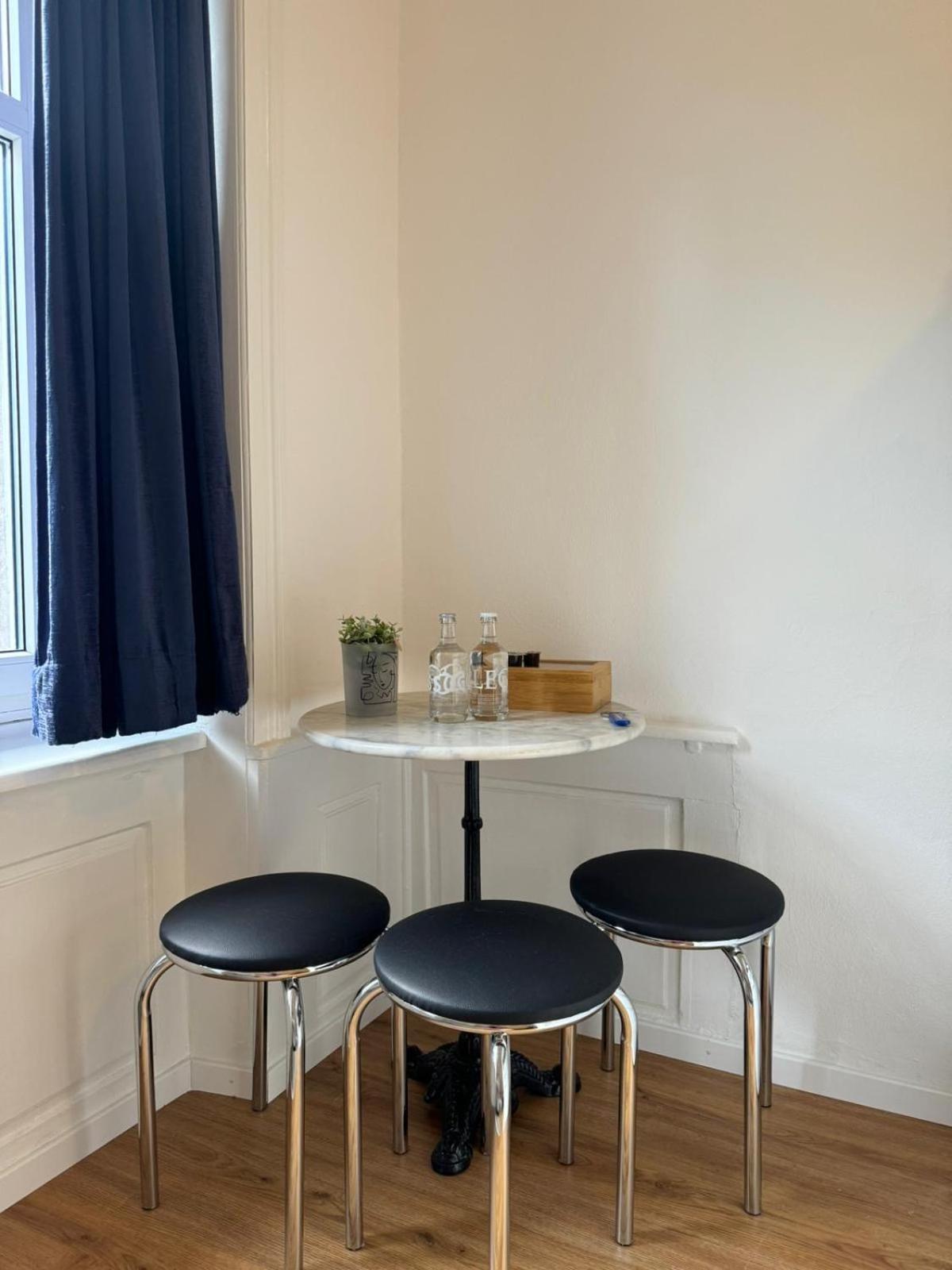 Haus Zum Ruetli Appartement Chur Kamer foto